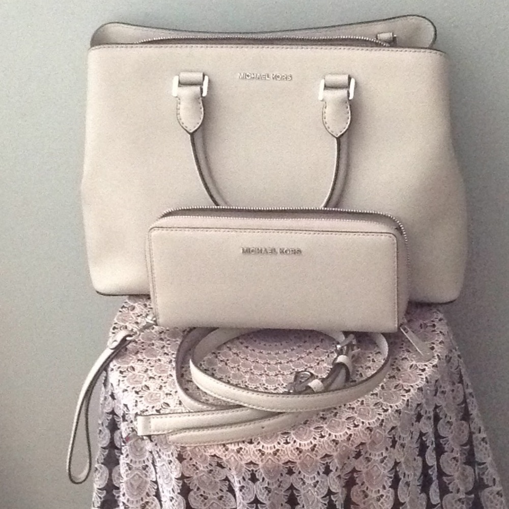 Michael kors bag and wallet